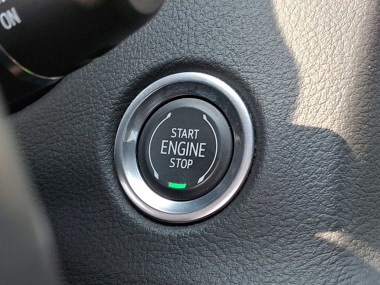 2023 Cadillac XT4 AWD Premium Luxury