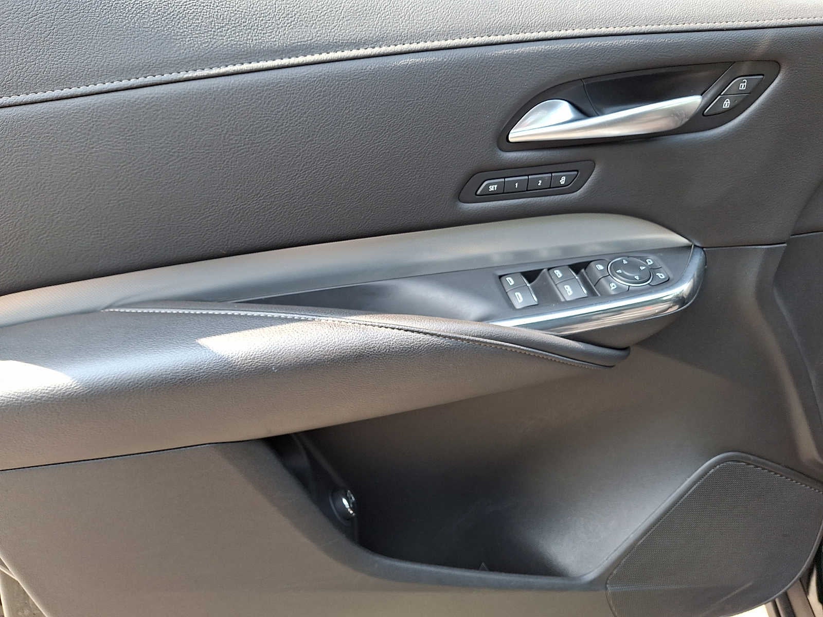 2023 Cadillac XT4 AWD Premium Luxury