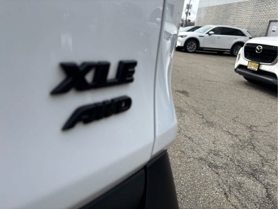 2022 Toyota RAV4 XLE