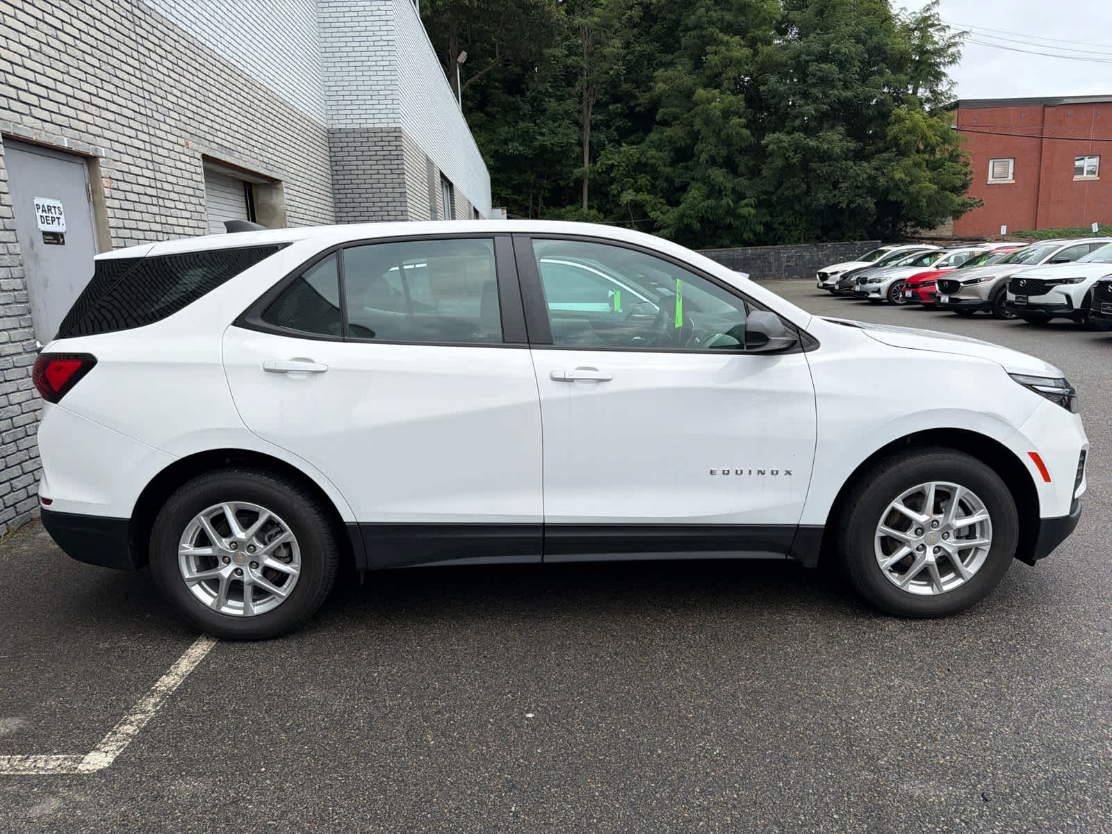 2023 Chevrolet Equinox LS