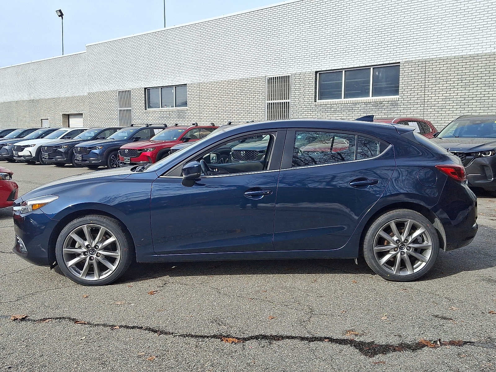 2018 Mazda Mazda3 5-Door Grand Touring