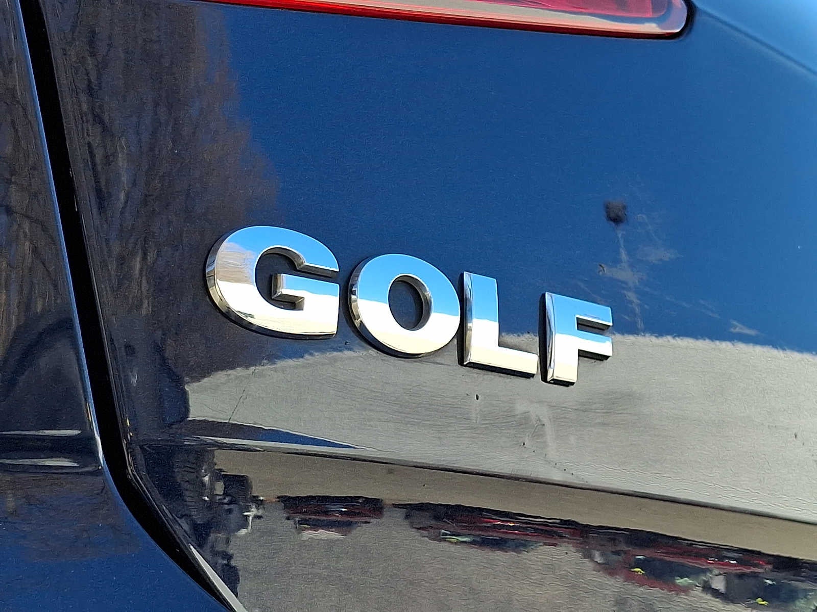 2017 Volkswagen Golf Wolfsburg Edition