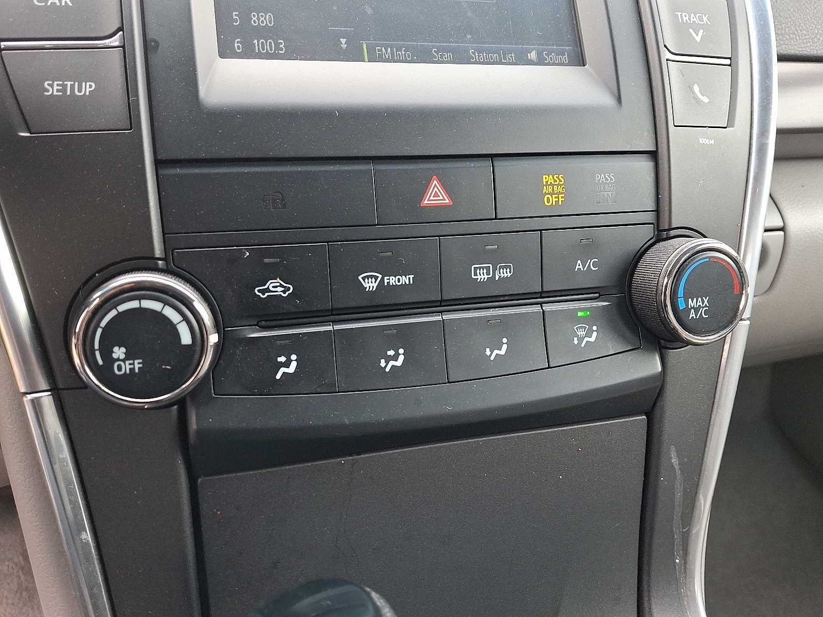 2016 Toyota Camry LE