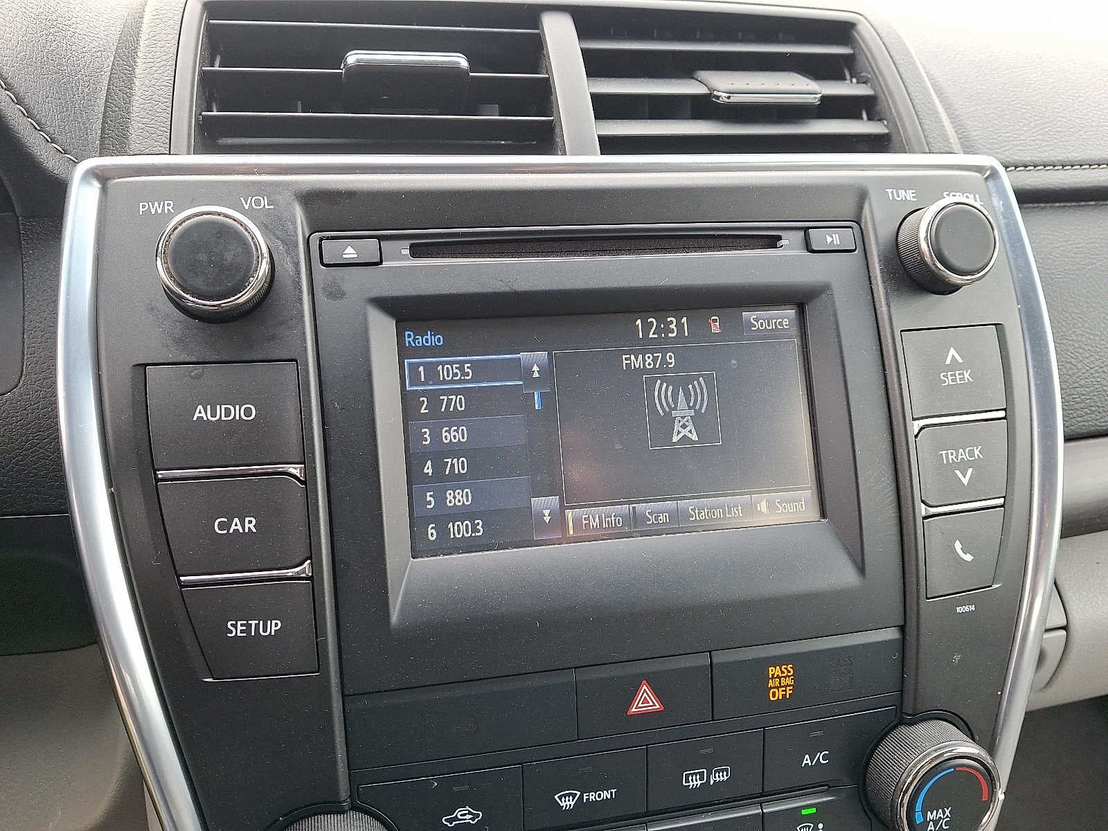 2016 Toyota Camry LE