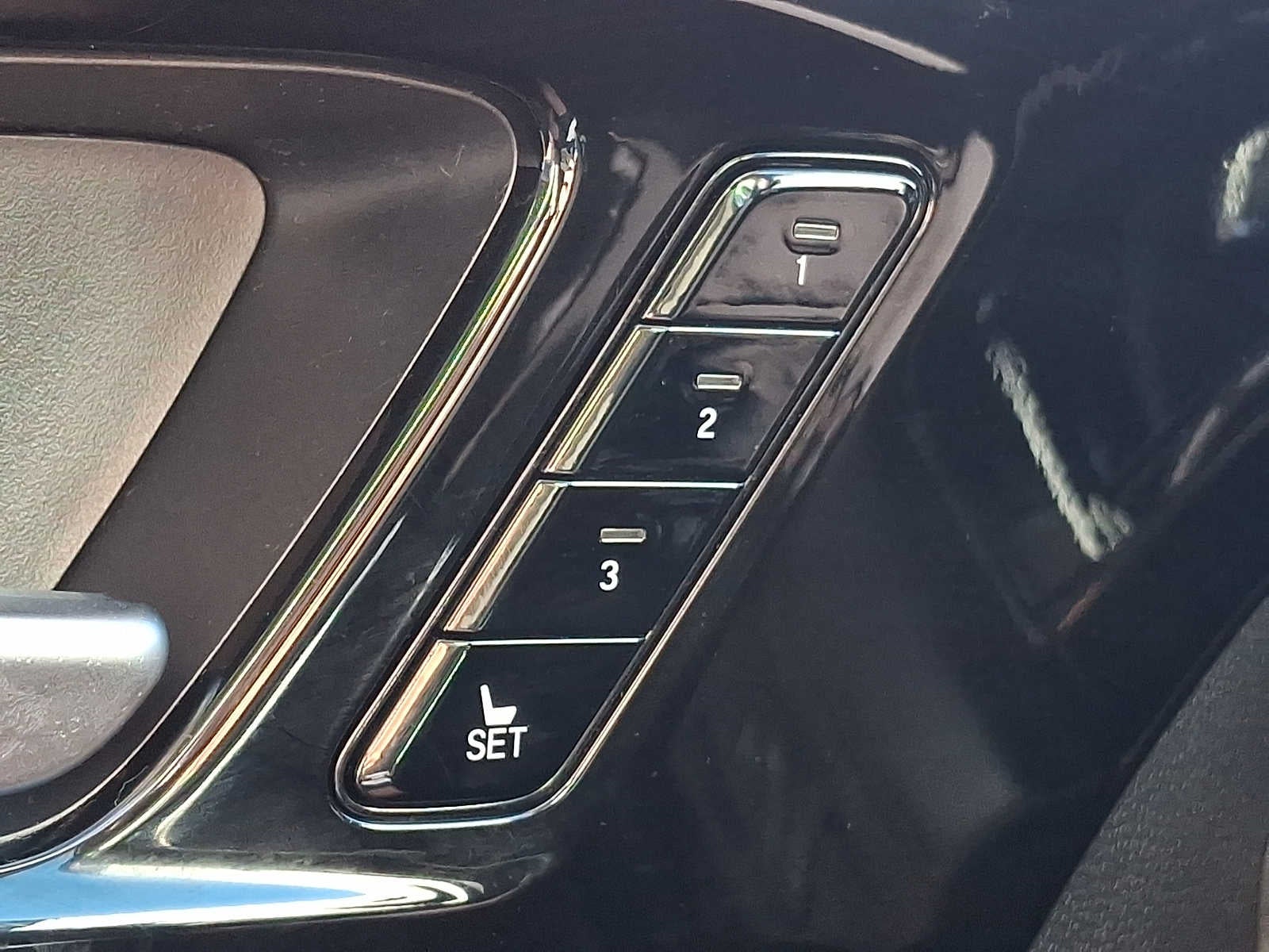 2024 Acura MDX w/Technology Package