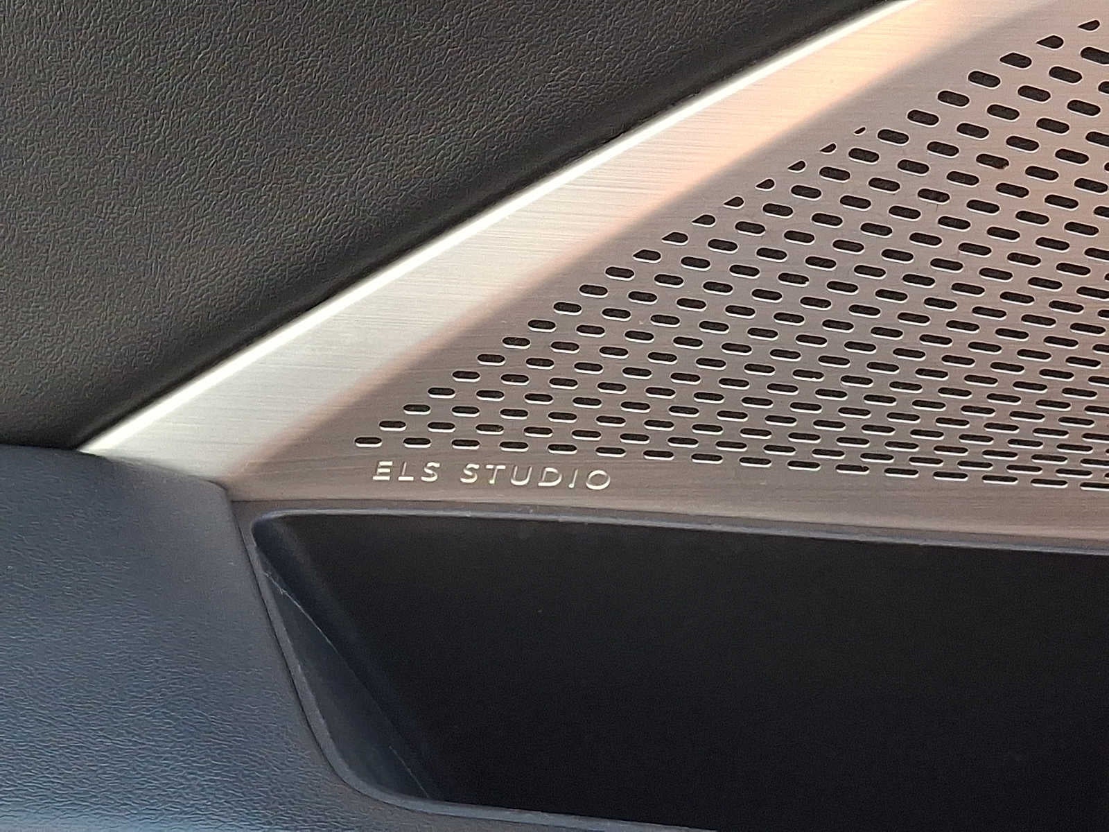 2024 Acura MDX w/Technology Package