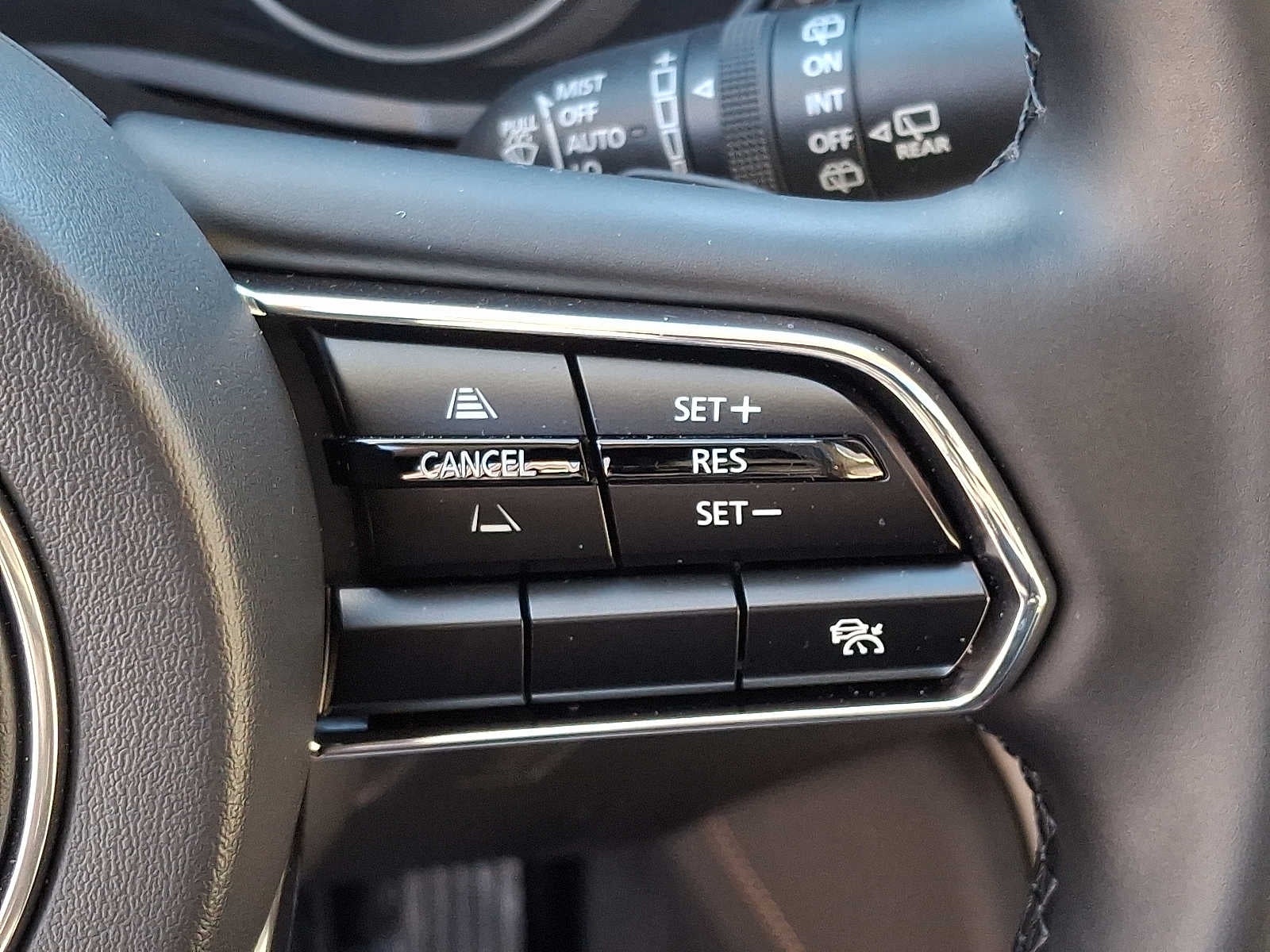 2025 Mazda Mazda CX-90 Preferred Package