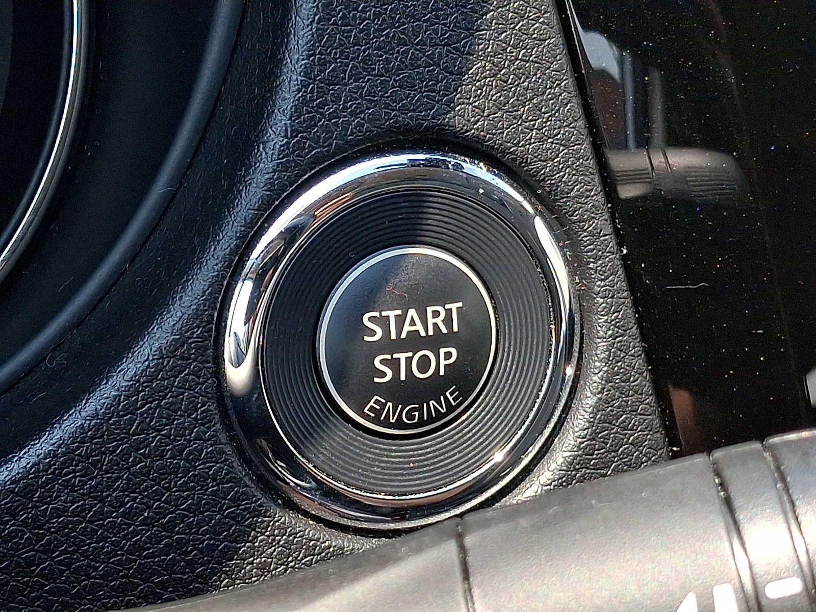 2020 Nissan Rogue Sport SL