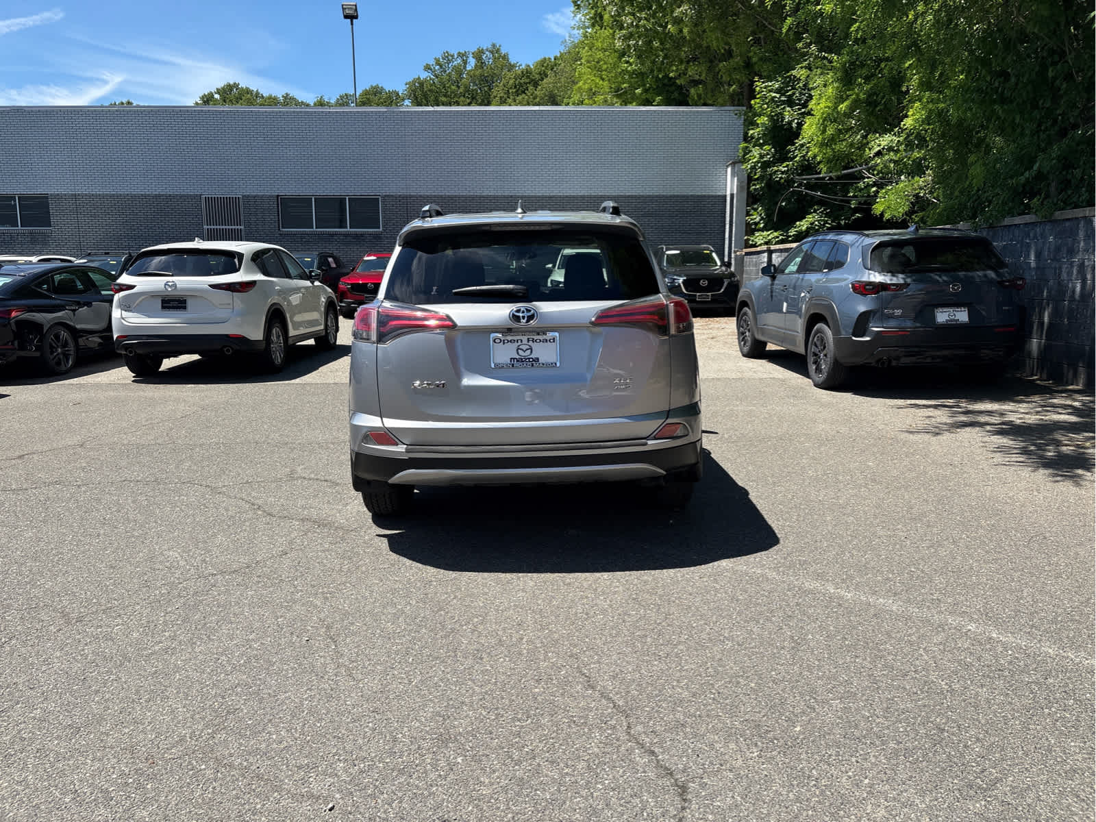 2018 Toyota RAV4 XLE