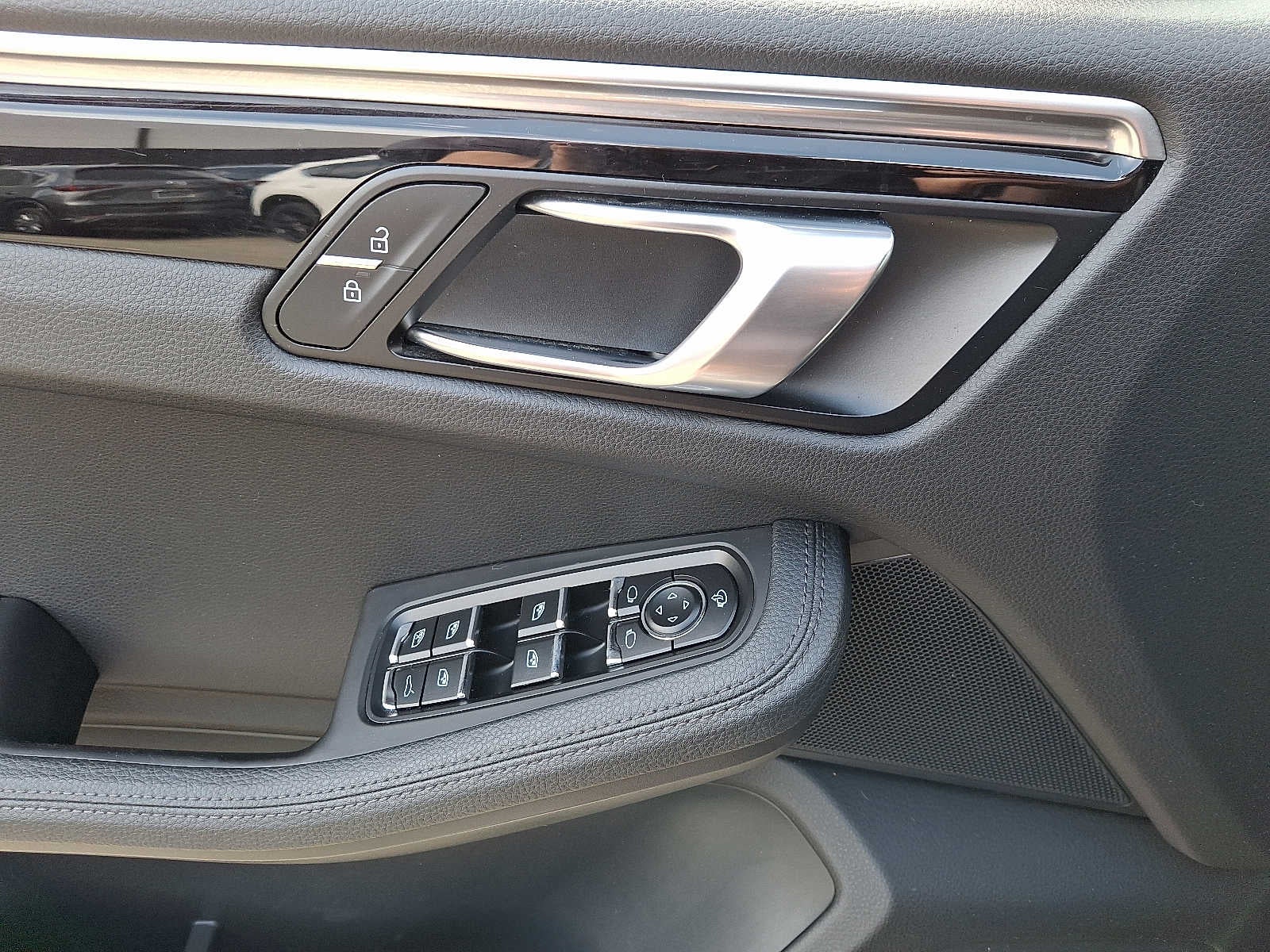 2020 Porsche Macan AWD