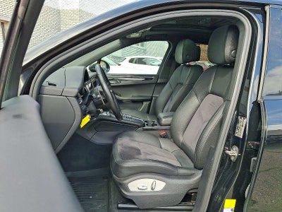 2020 Porsche Macan AWD